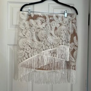 Fringe white skirt